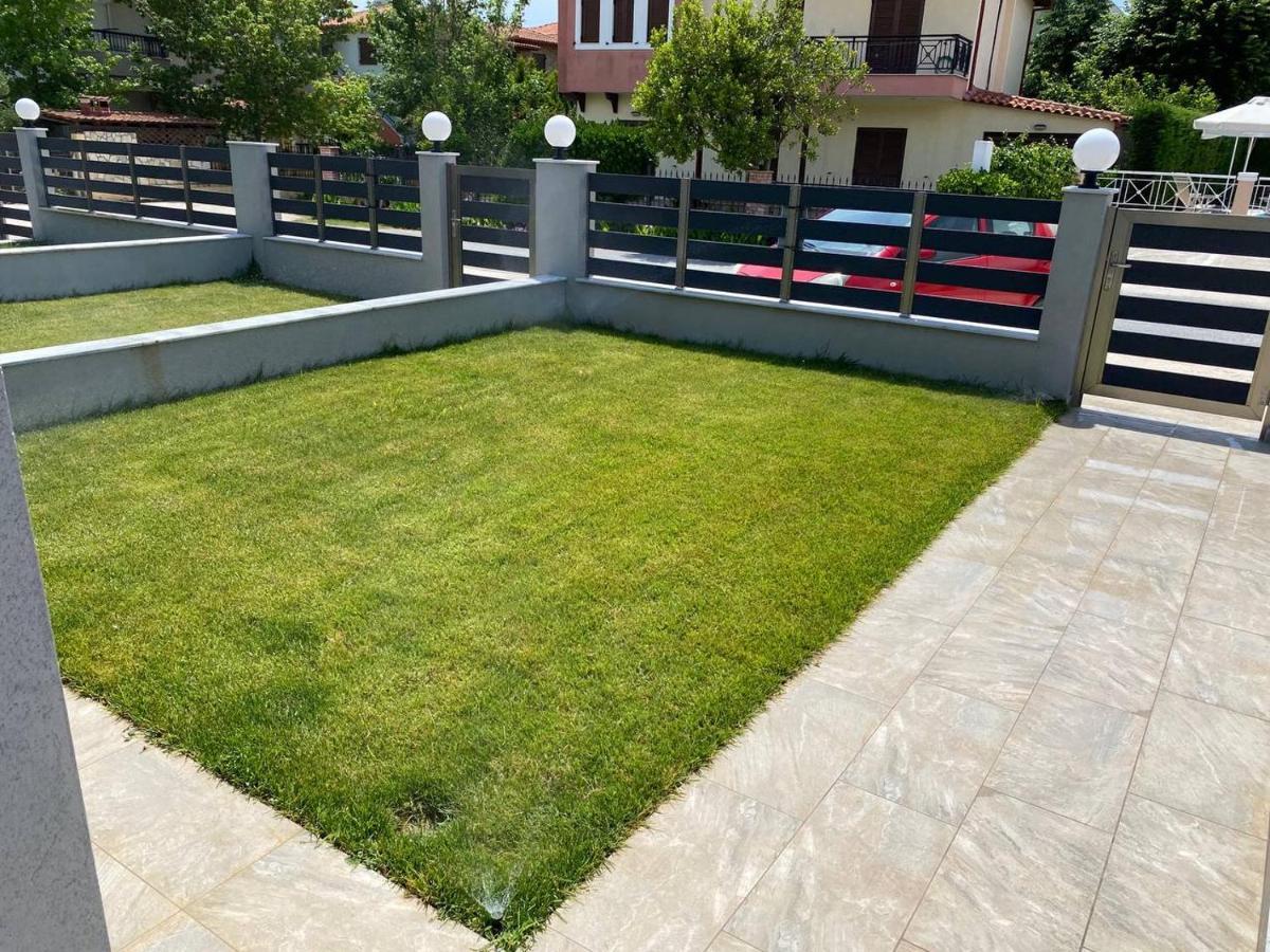 Lili Houses In Nikiti 350M From The Beach 외부 사진