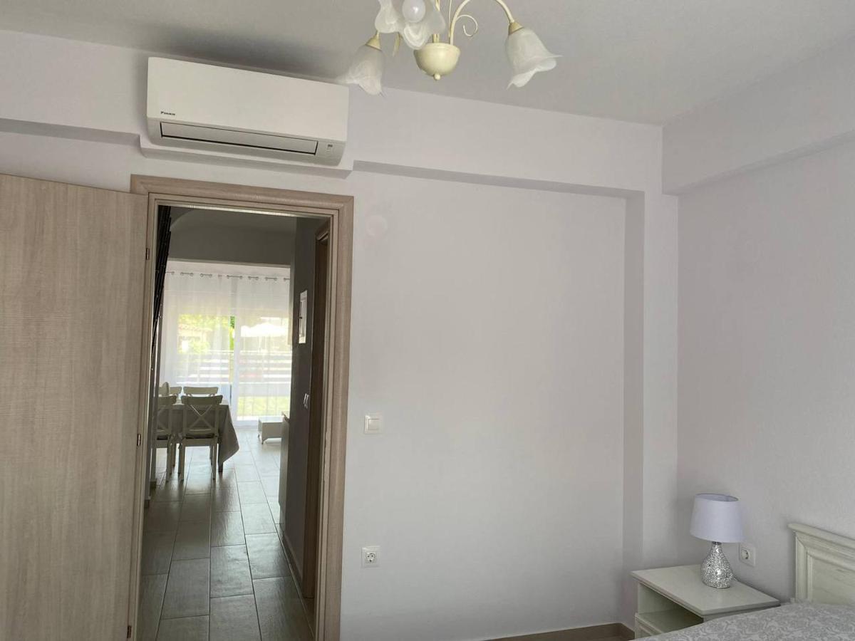Lili Houses In Nikiti 350M From The Beach 외부 사진
