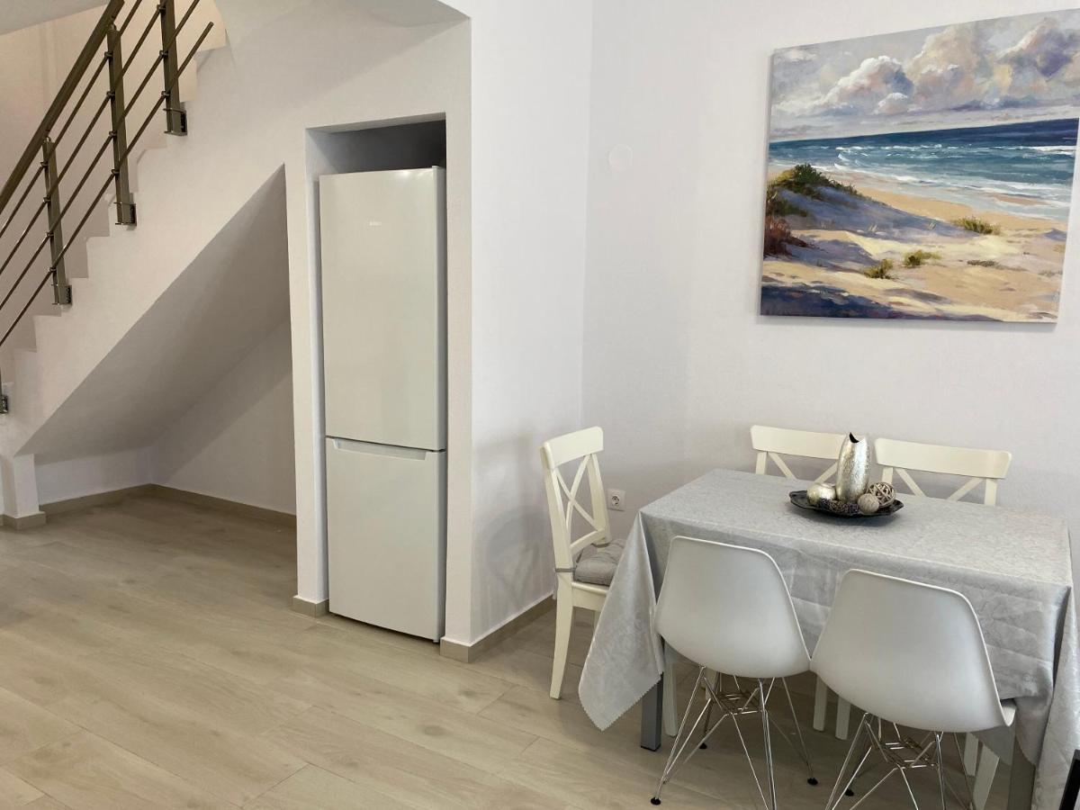 Lili Houses In Nikiti 350M From The Beach 외부 사진
