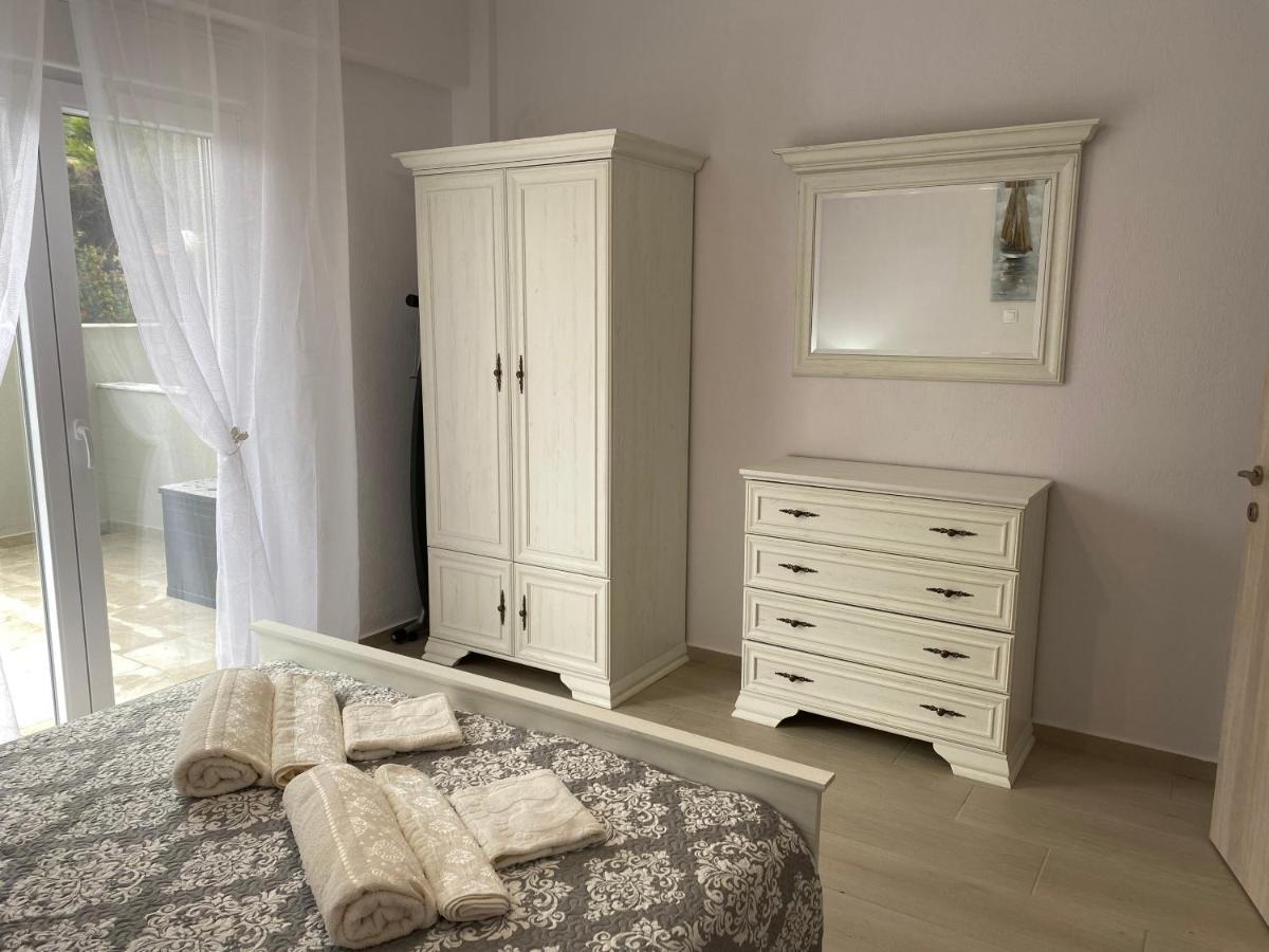 Lili Houses In Nikiti 350M From The Beach 외부 사진