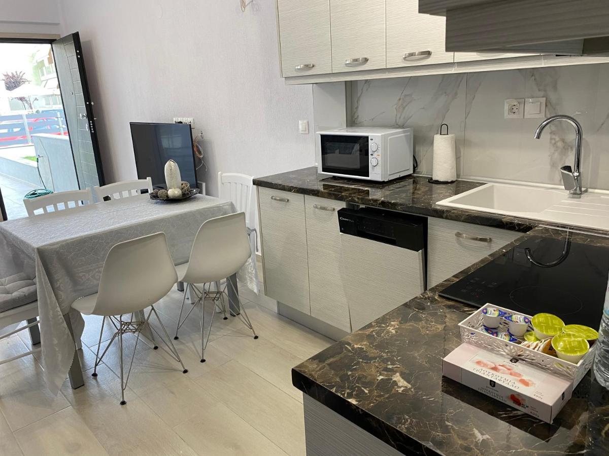 Lili Houses In Nikiti 350M From The Beach 외부 사진
